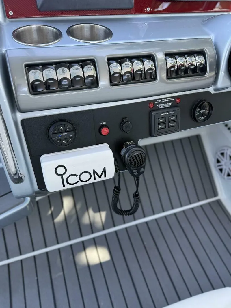 Slide: The Image of Formula 400 Super Sport FX8 2015 - 5833227