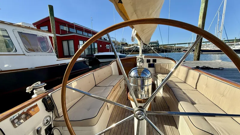 Slide: The Image of Leonardo Eagle 44 2020 - 5830804