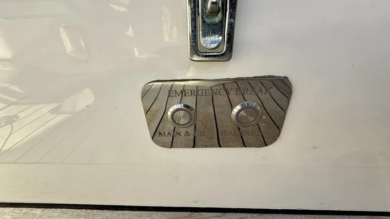 Slide: The Image of Leonardo Yachts Eagle 44 2020 - 5830818