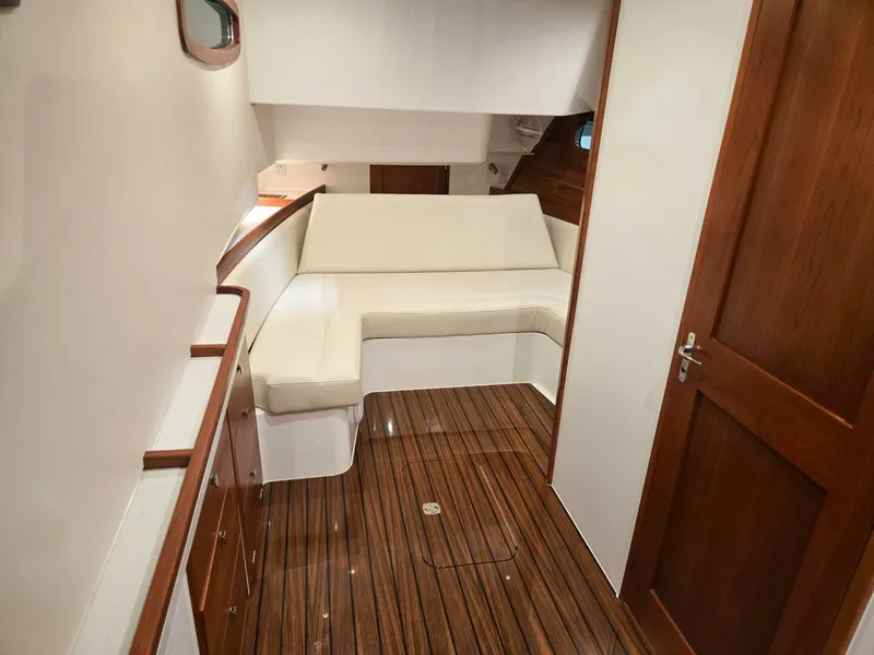 Slide: The Image of MJM 4 - with MJM factory warranty 2023 - 5831485