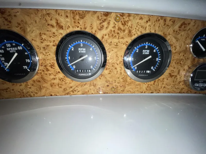 Slide: The Image of Formula 280 SS 2006 - 5831363