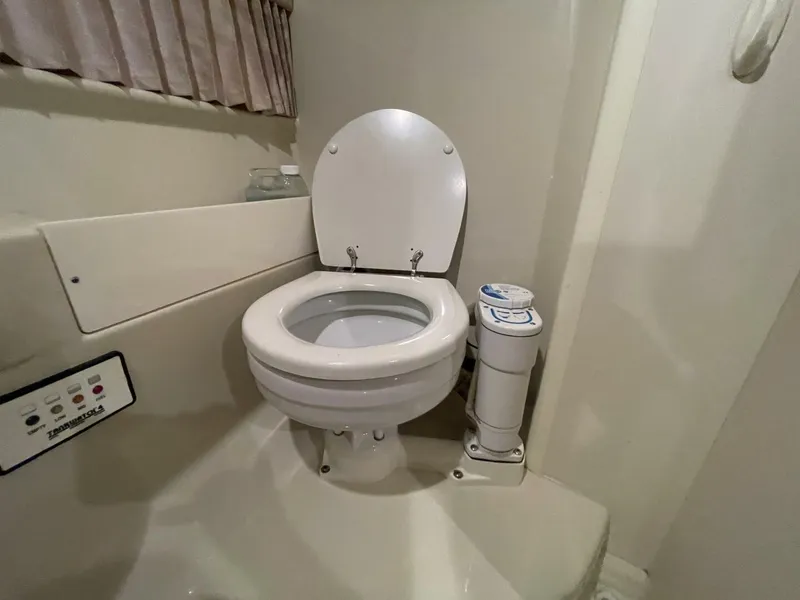 Slide: The Image of Formula 280 SS 2006 - 5831326