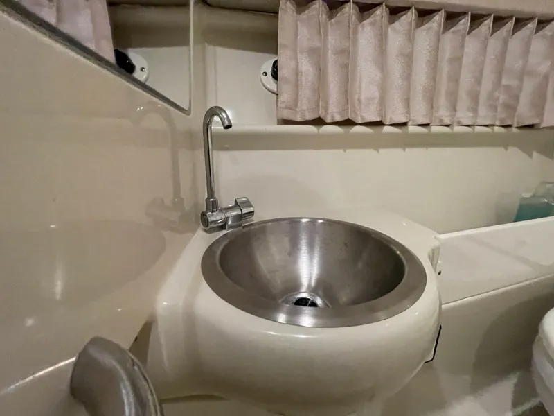 Slide: The Image of Formula 280 SS 2006 - 5831325