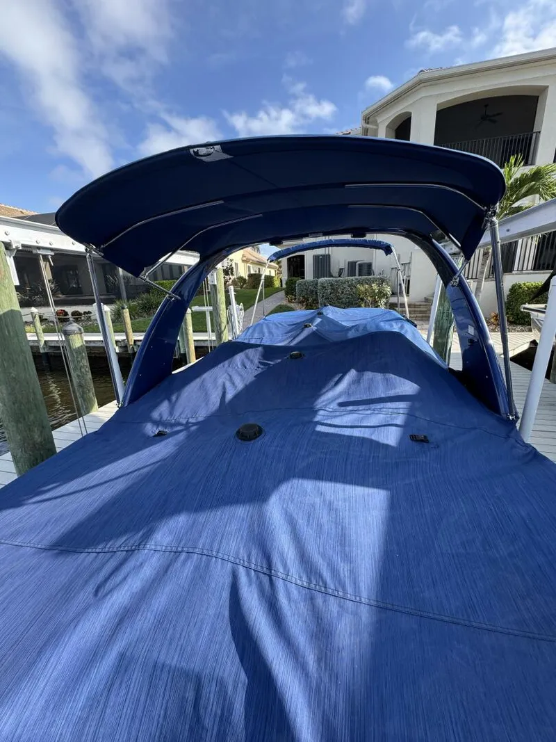 Slide: The Image of 25' Bennington vessel cover and aft Bimini top - 5831560