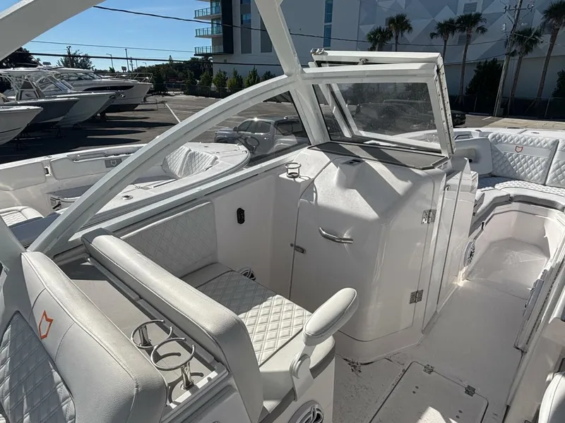 Slide: The Image of Sea Fox 288 Traveler 2026 - 5832590
