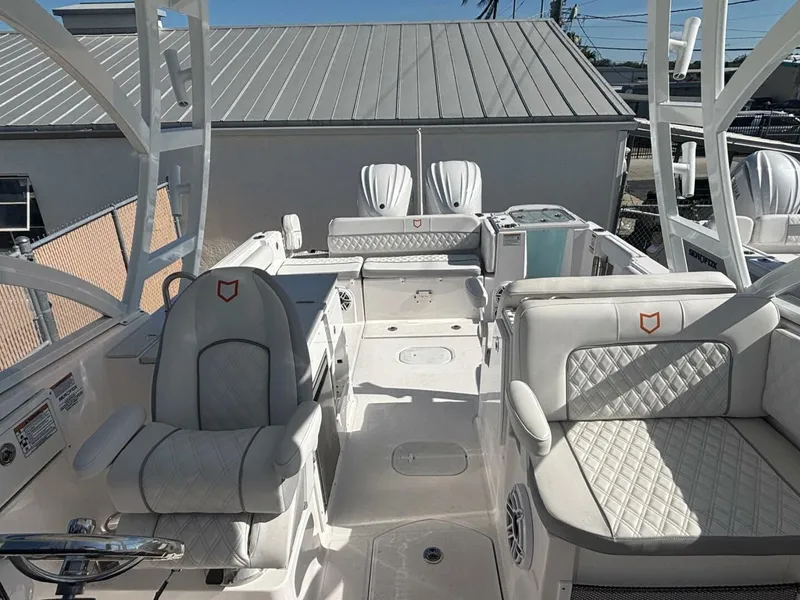 Slide: The Image of Sea Fox 288 Traveler 2026 - 5832593