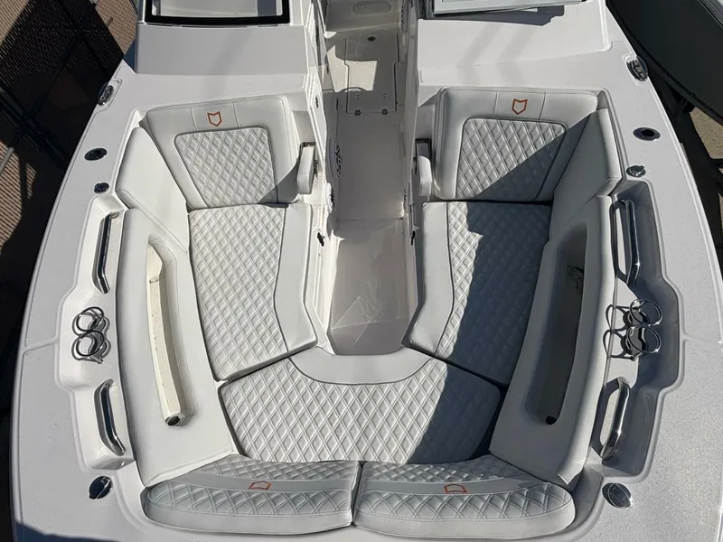Slide: The Image of Sea Fox 288 Traveler 2026 - 5832602