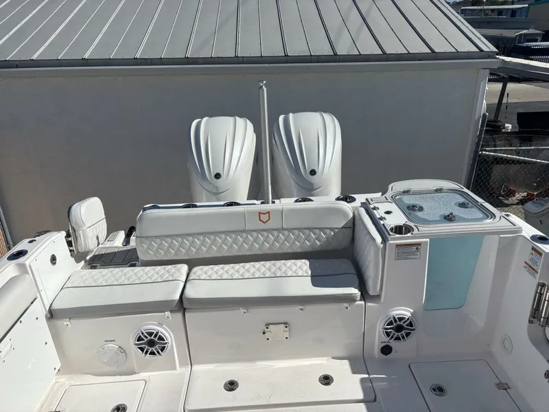 Slide: The Image of Sea Fox 288 Traveler 2026 - 5832586