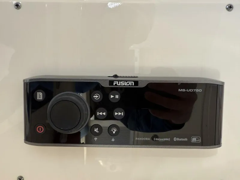 Slide: The Image of Scout 350 LXF 2018 - 5835863