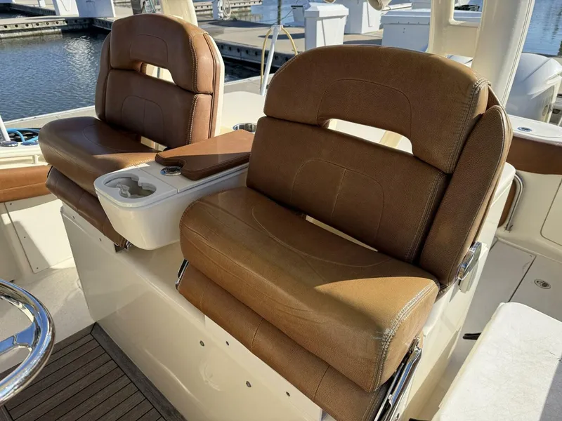 Slide: The Image of Scout 350 LXF 2018 - 5835866