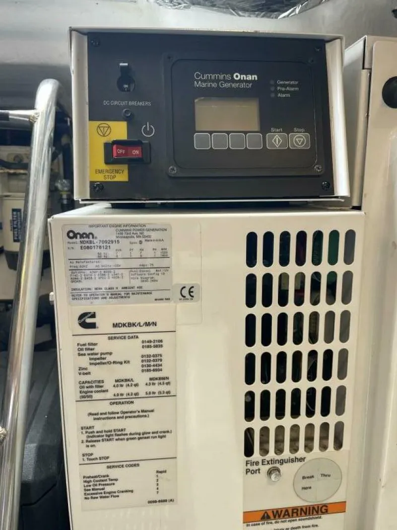 Slide: The Image of Tiara 4200 OPEN 2009 - 5832300