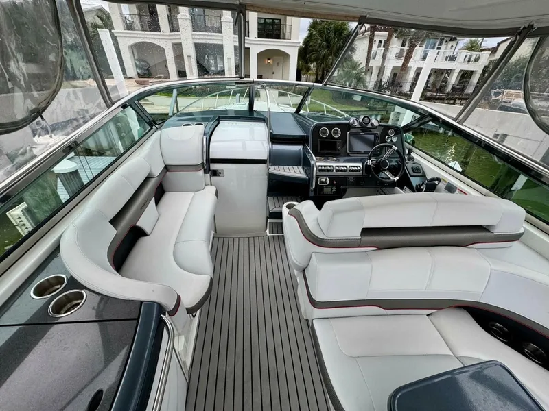 Slide: The Image of 2016 Formula 370 Super Sport- HOODY- Cockpit - 5832339