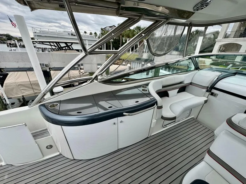 Slide: The Image of 2016 Formula 370 Super Sport- HOODY- Cockpit - 5832341