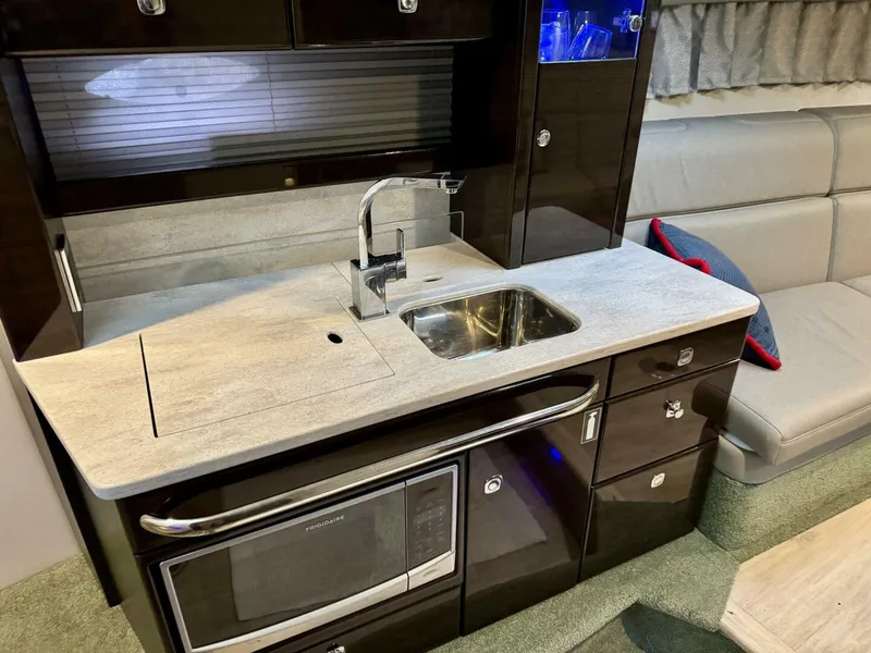 Slide: The Image of 2016 Formula 370 Super Sport- HOODY- Galley - 5832348