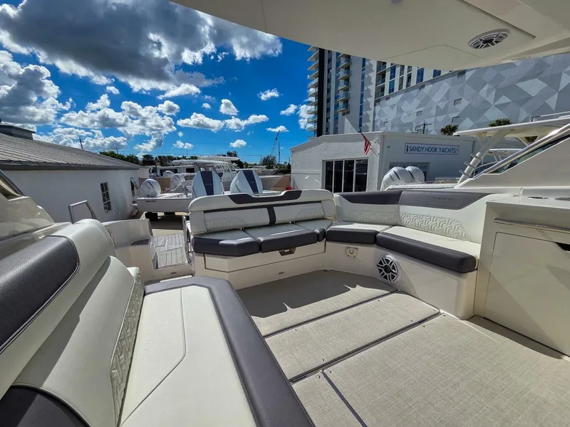 Slide: The Image of Regal LX36 2025 - 5879994