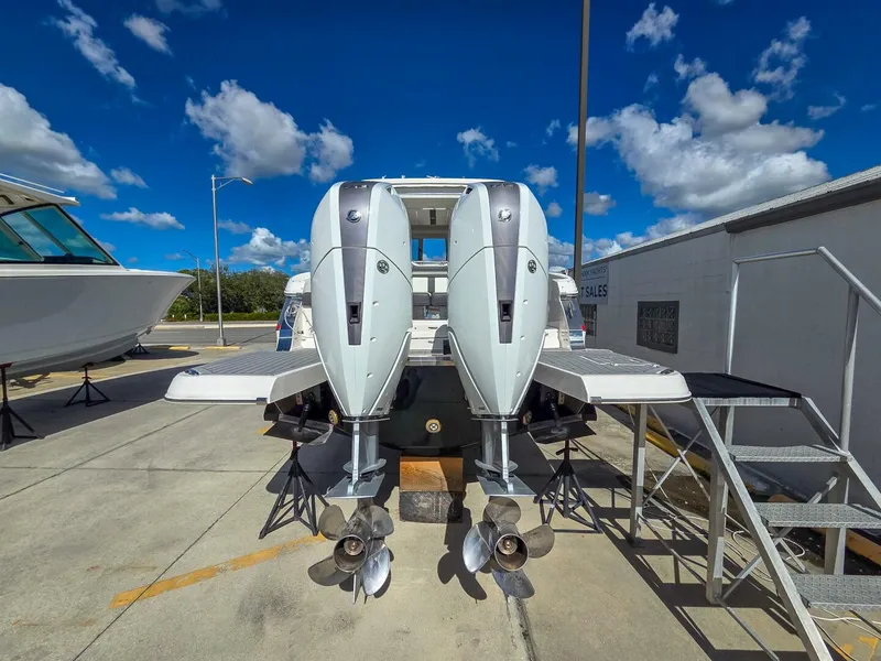 Slide: The Image of Regal LX36 2025 - 5879988