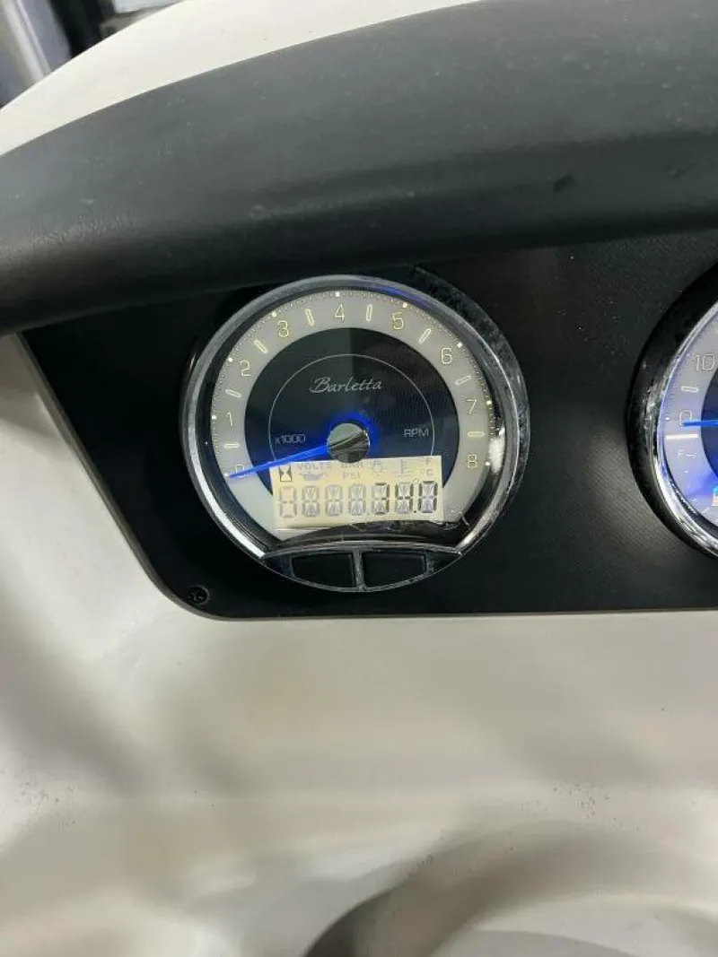 Slide: The Image of Barletta CABRIO 22 UC TRI-TOON 2021 - 5832537