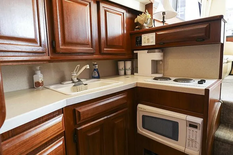 Slide: The Image of Viking Palm Beach 1987 - 5832564