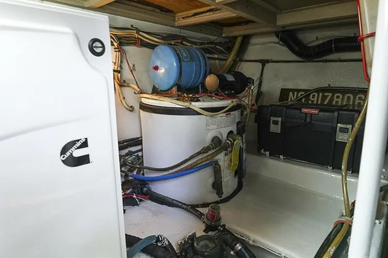 Slide: The Image of Viking Palm Beach 1987 - 5832558