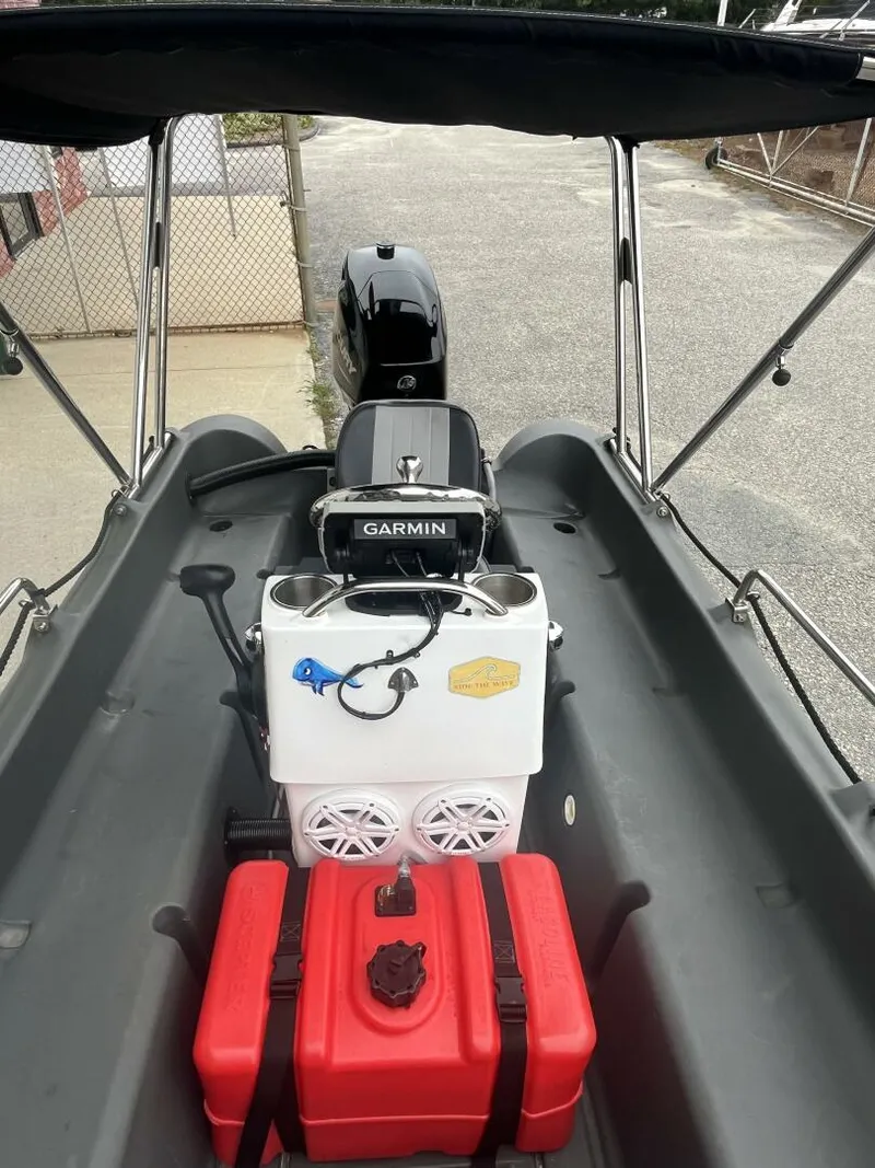 Slide: The Image of Whaly 435R 2021 - 5832637