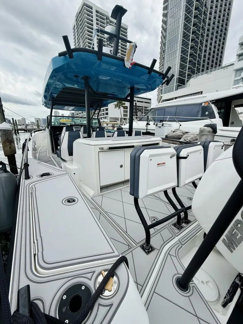 Slide: The Image of Axopar 37 Sun Top 2021 - 5833142