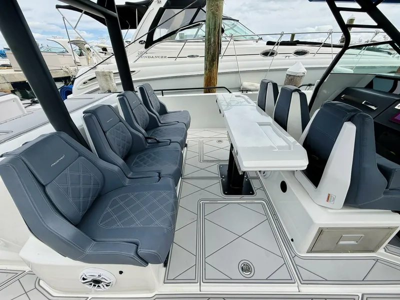 Slide: The Image of Axopar 37 Sun Top 2021 - 5833150