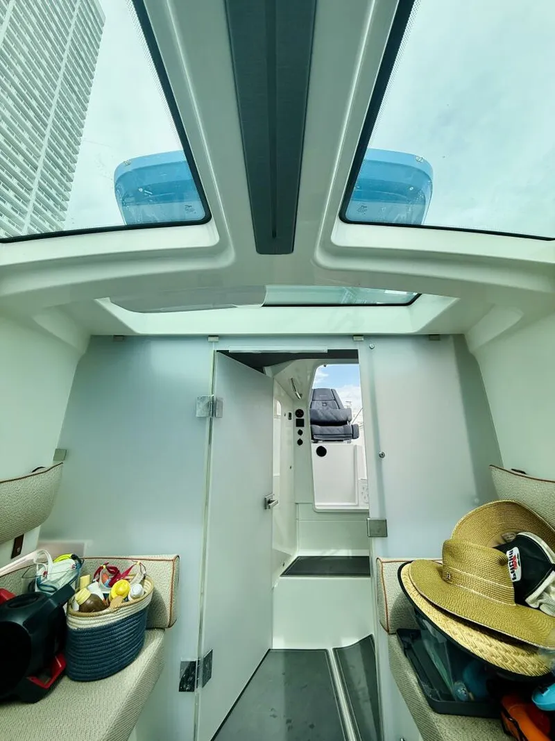 Slide: The Image of Axopar 37 Sun Top 2021 - 5833167