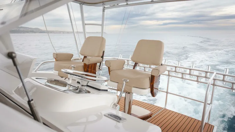 Slide: The Image of Viking 55 Convertible 2000 - 6426417