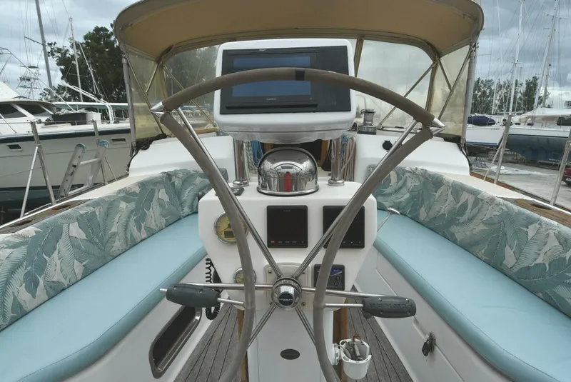 Slide: The Image of Tartan 4100 2008 - 5833530