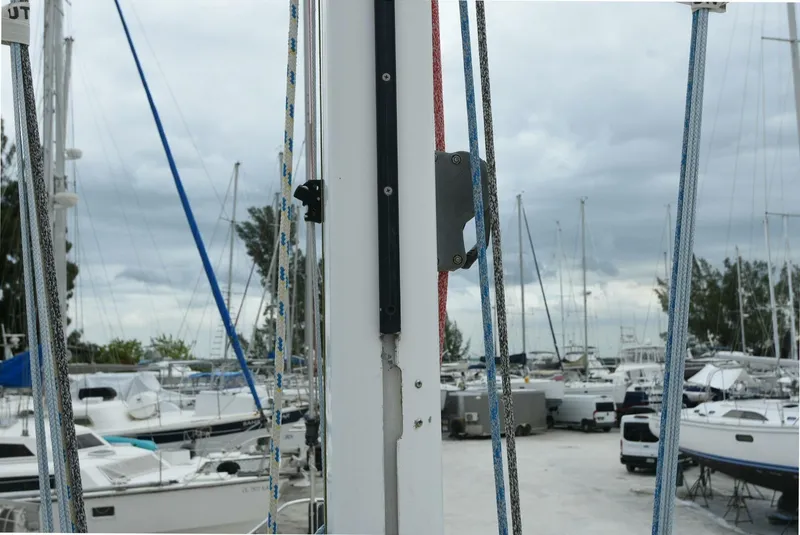 Slide: The Image of Tartan 4100 2008 - 5833543