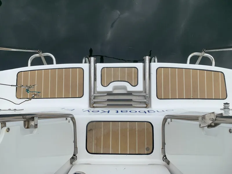 Slide: The Image of Hunter 45DS 2011 - 5838131