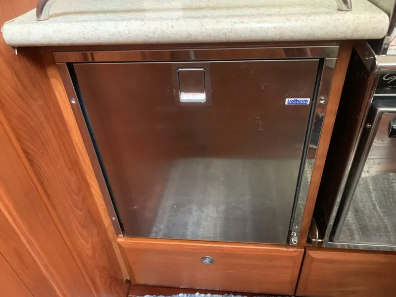 Slide: The Image of Hunter 45DS 2011 - 5838136