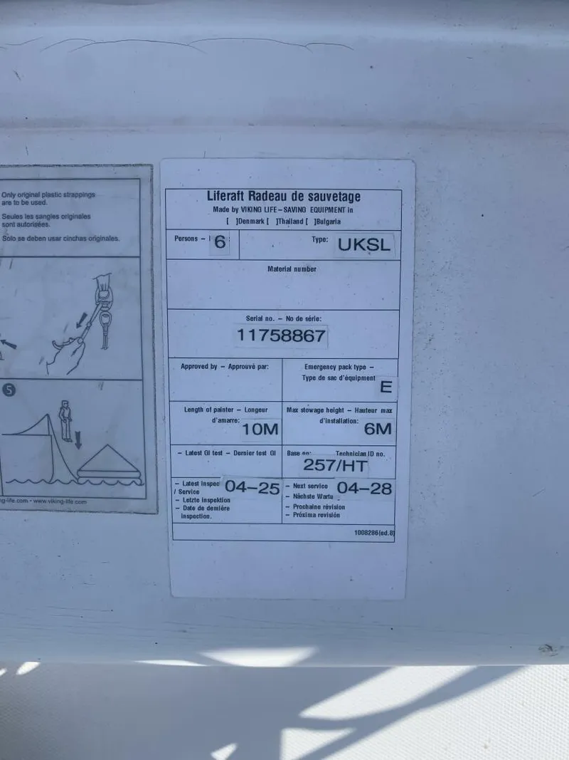 Slide: The Image of Hunter 45DS 2011 - 5836146