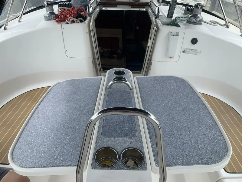 Slide: The Image of Hunter 45DS 2011 - 5838126