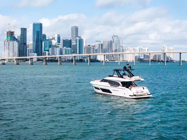 Slide: The Image of Ferretti 720 2024 - 108