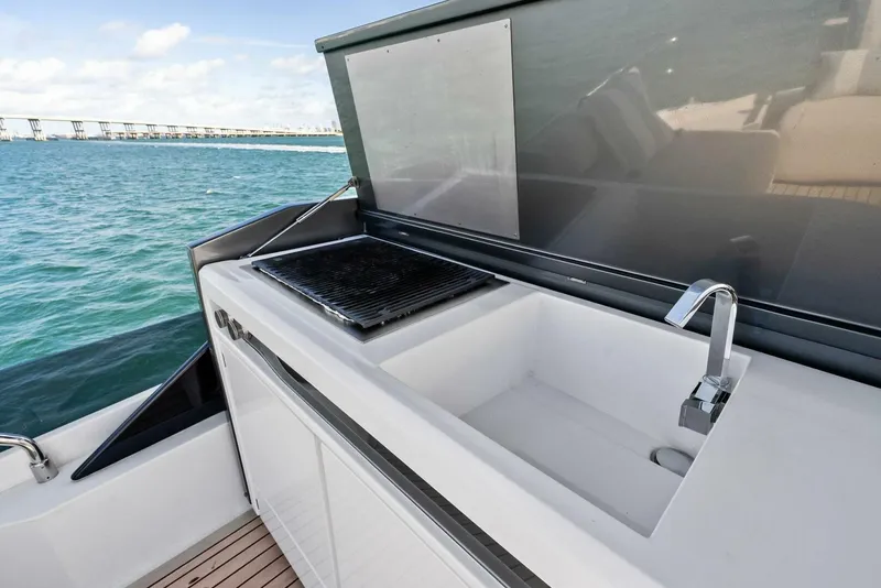 Slide: The Image of Ferretti Yachts 720 2024 - 5853840