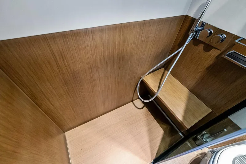 Slide: The Image of Ferretti Yachts 720 2024 - 5853887