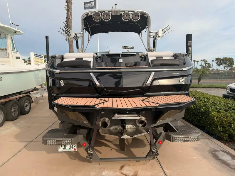 Slide: The Image of 2021 Mastercraft X24 - 5941153