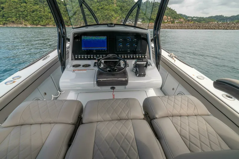 Slide: The Image of 2024 Valhalla Boatworks V-33 "Shit Show" - 6102745