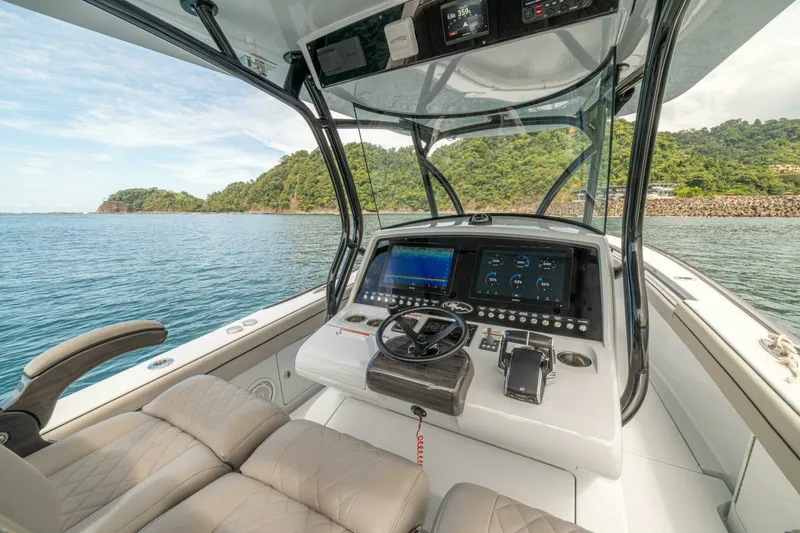 Slide: The Image of 2024 Valhalla Boatworks V-33 "Shit Show" - 6102746