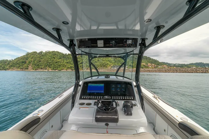 Slide: The Image of 2024 Valhalla Boatworks V-33 "Shit Show" - 6102747