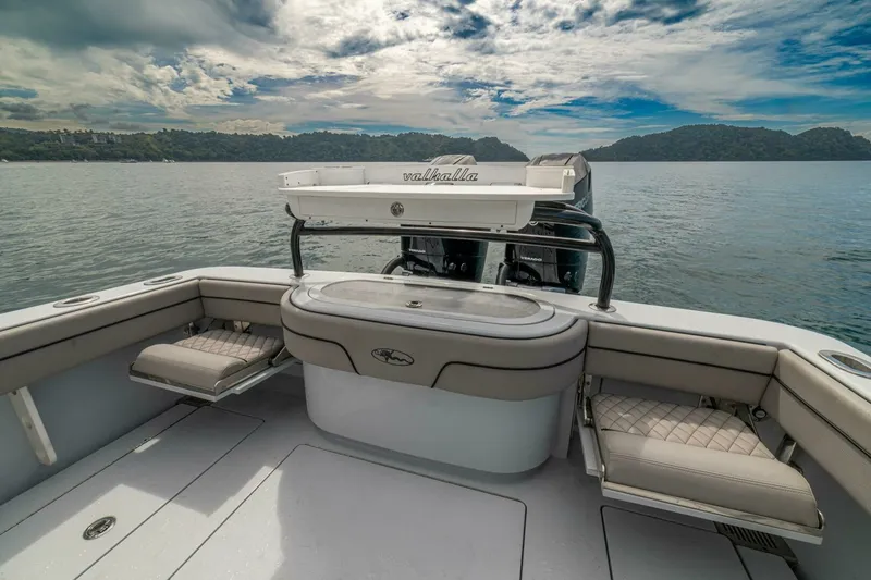 Slide: The Image of 2024 Valhalla Boatworks V-33 "Shit Show" - 6102750