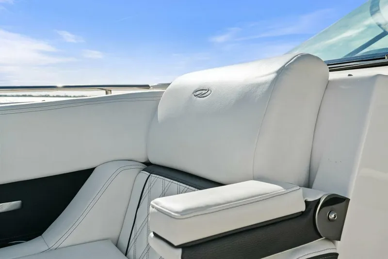 Slide: The Image of 2023 Regal 29 OBX - 5837482