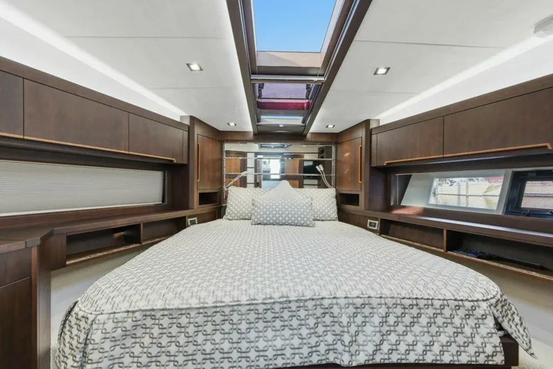 Slide: The Image of Galeon 58 560 Sky Nuckingfuts- VIP Stateroom 2017 Galeon 560 Sky Nuckingfuts III - 5837732