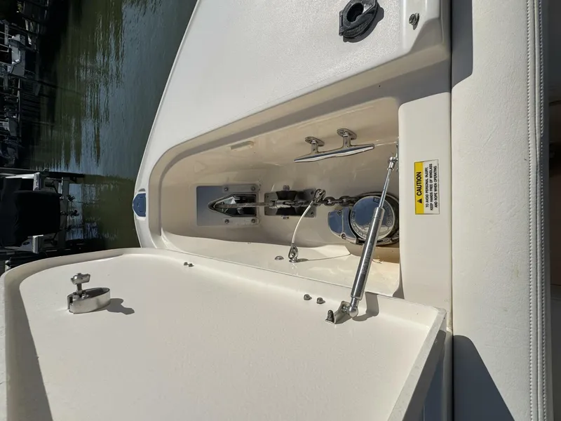 Slide: The Image of 2016 Grady-White 307 Freedom  - 5836838