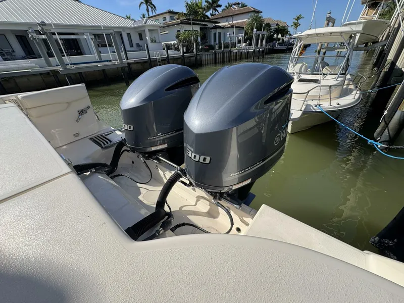 Slide: The Image of Grady-White Freedom 307 2016 - 5836869