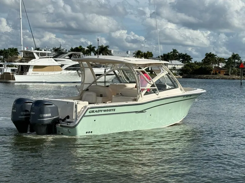 Slide: The Image of Grady-White Freedom 307 2016 - 5836879