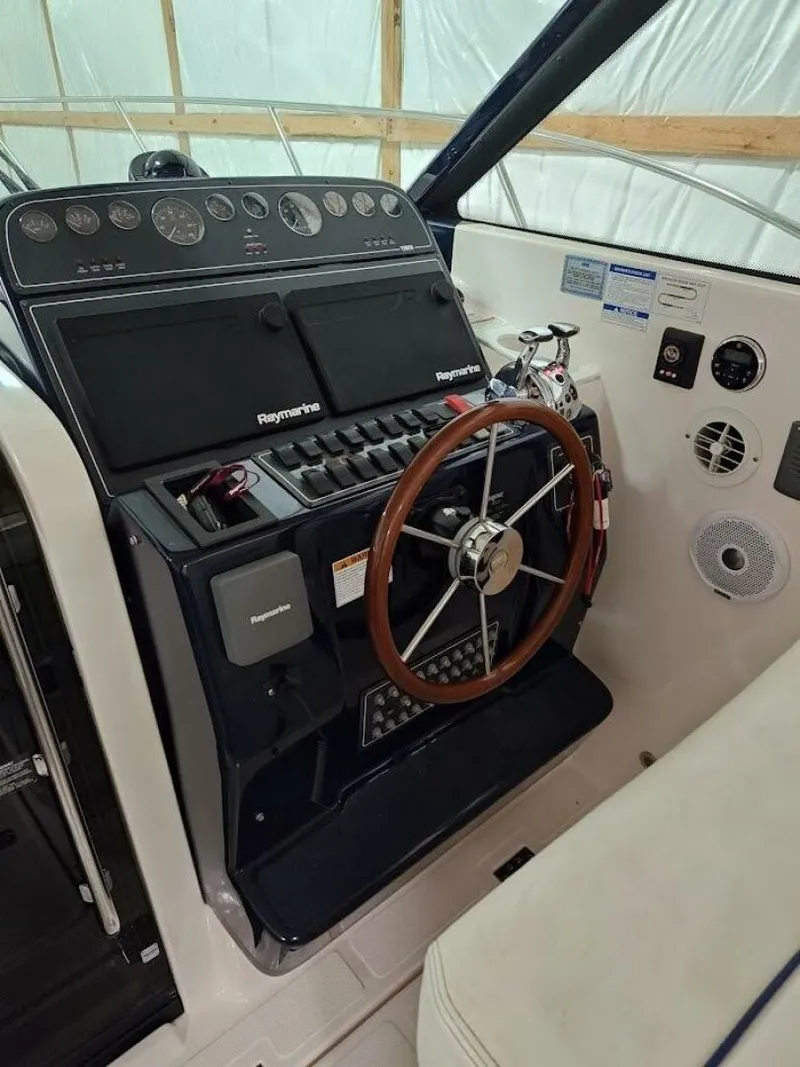 Slide: The Image of Tiara 3200 OPEN 2005 - 5868039