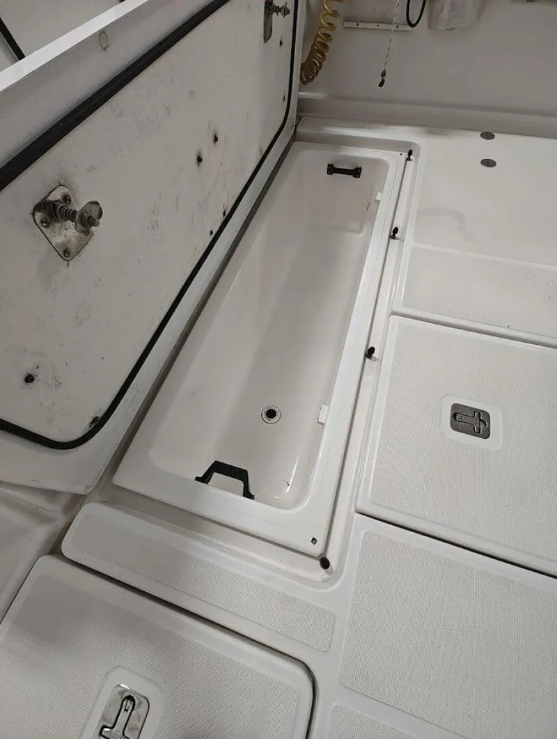 Slide: The Image of Tiara 3200 OPEN 2005 - 5868029