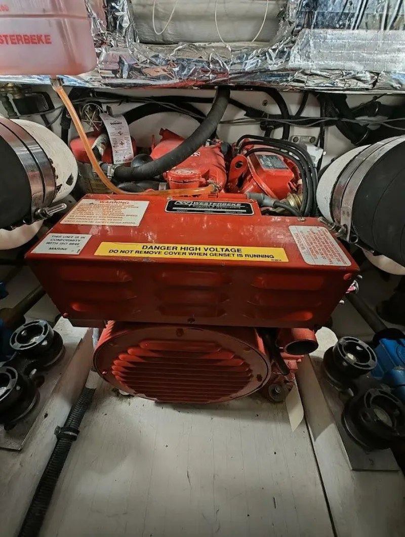 Slide: The Image of Tiara 3200 OPEN 2005 - 5868050